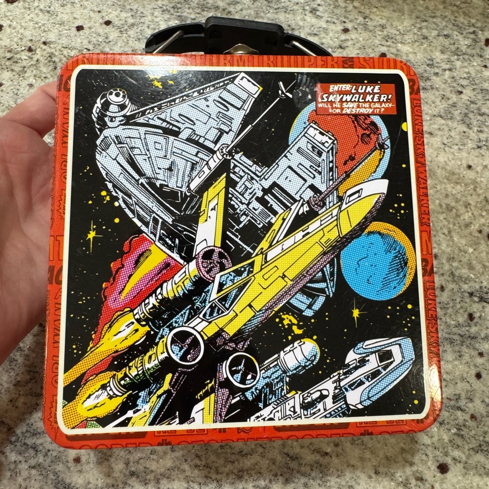 Star Wars Kids Tin. Yellow and Black